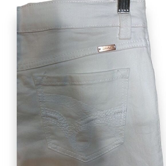 INC Denim Skinny Leg Regular Fit Crop, Women’s Size 4/27, White Jeans, Low Rise - Picture 4 of 6